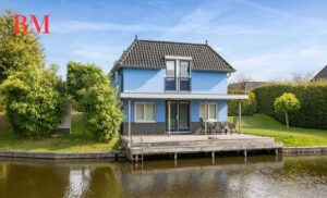 Entdecken Sie das Wasserpark-Paradies Landal De Bloemert: Ein Ferienjuwel in Drenthe