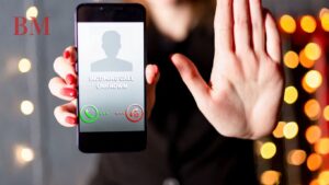 Vorwahl 880 auf WhatsApp: Was steckt dahinter und sollte man zurückrufen?