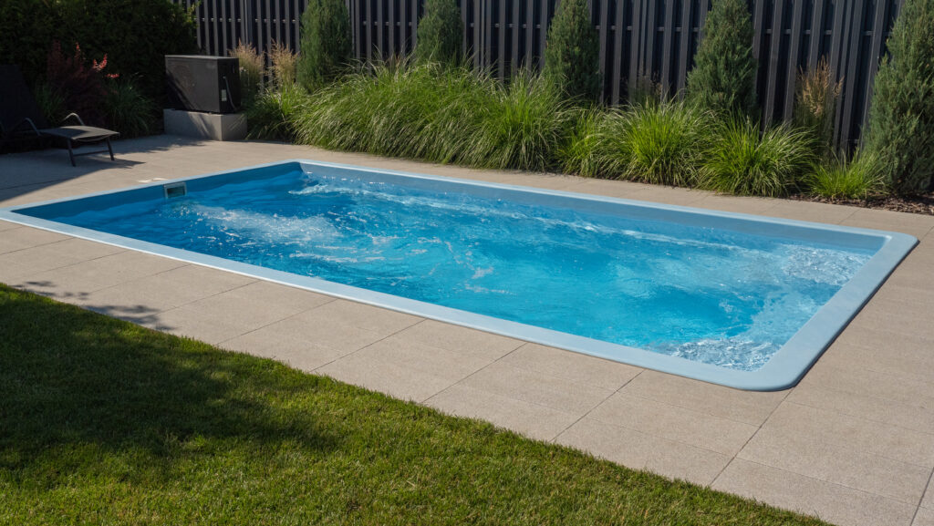 GFK-Pool – modernes Design und Langlebigkeit in einem